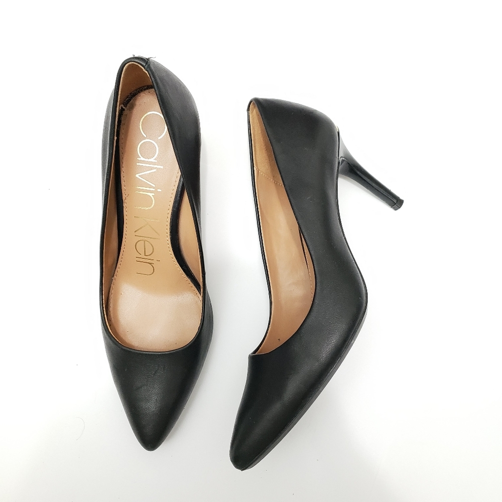 Calvin Klein pointed toe kitten heels